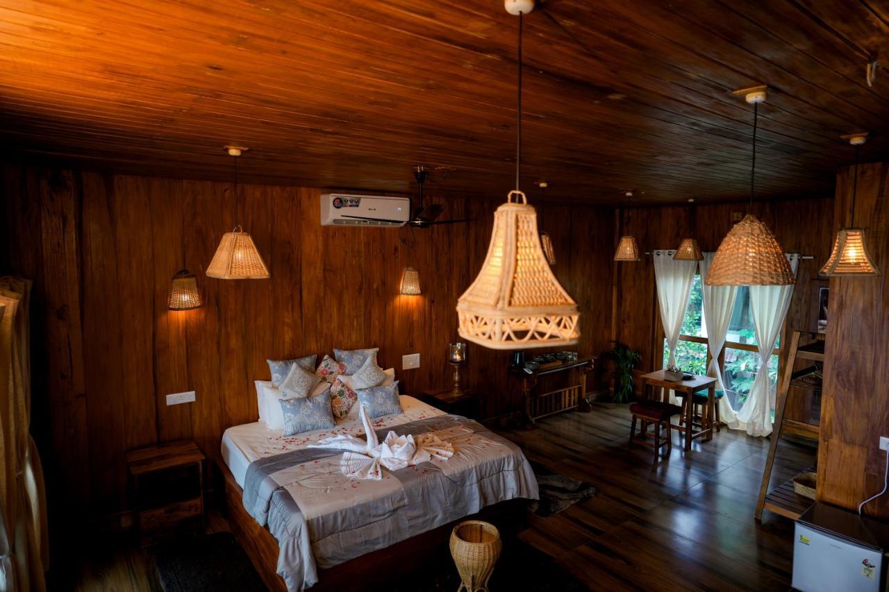 Driftwood Beach Resort バルカラ エクステリア 写真